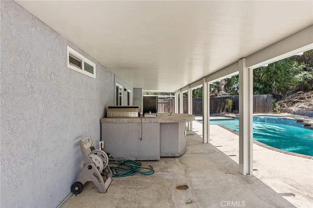 2132 Trafalgar Riverside, CA 92506