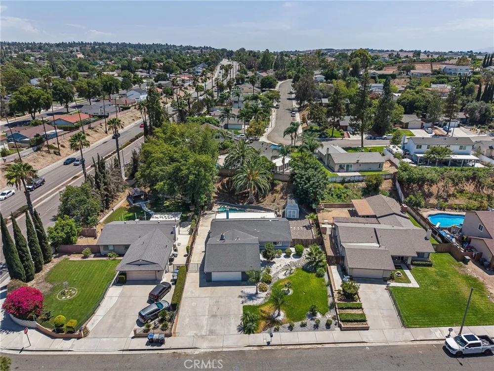 2132 Trafalgar Riverside, CA 92506