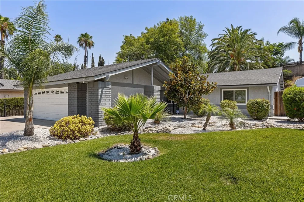 2132 Trafalgar Riverside, CA 92506