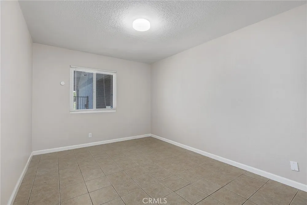 2132 Trafalgar Riverside, CA 92506