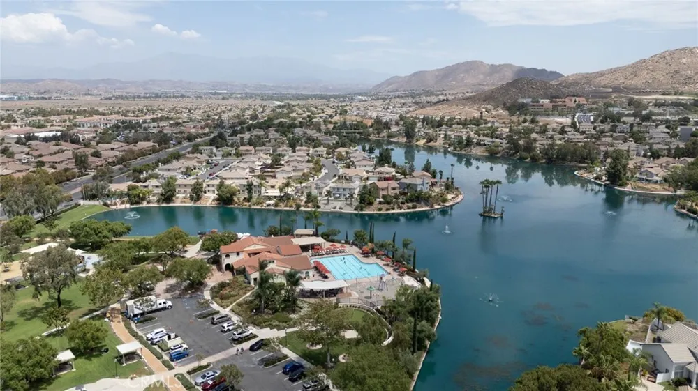 25960 Corte Antigua Moreno Valley, CA 92551
