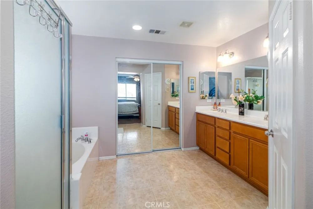 25960 Corte Antigua Moreno Valley, CA 92551