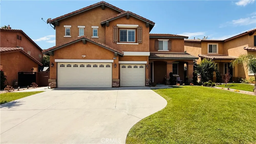 17289 Woodentree Lane Riverside, CA 92503