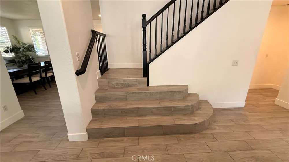 17289 Woodentree Lane Riverside, CA 92503