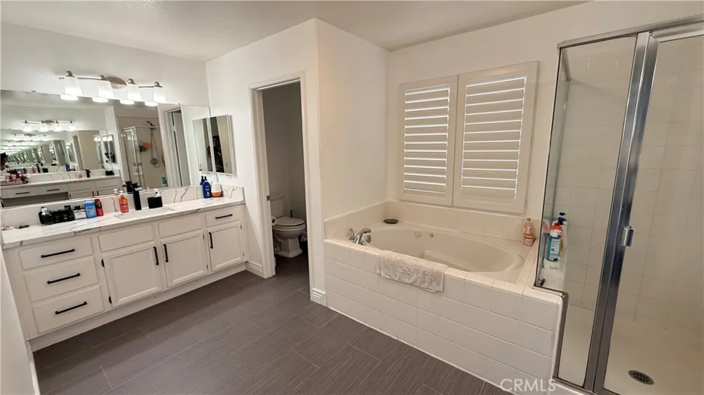 17289 Woodentree Lane Riverside, CA 92503