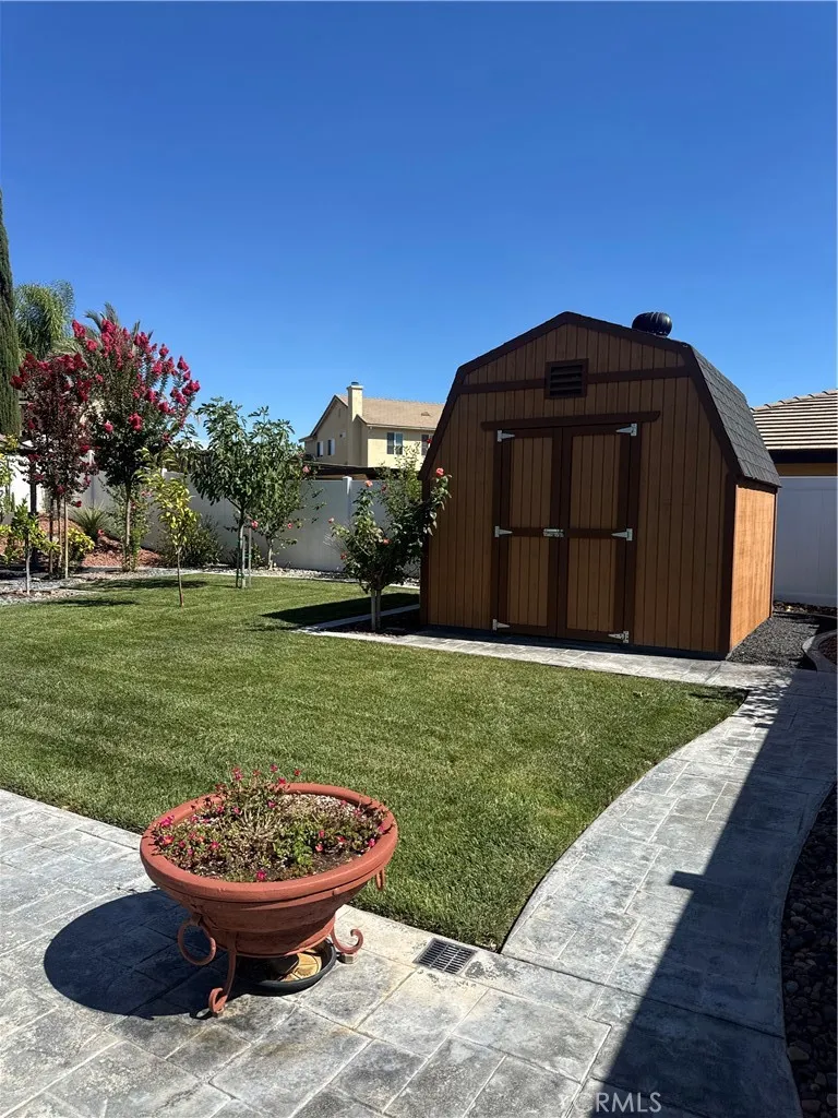 31885 Odyssey Winchester, CA 92596
