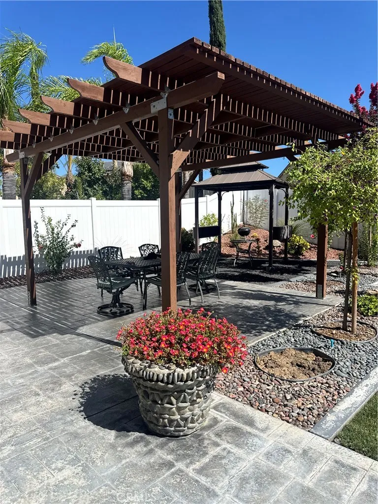 31885 Odyssey Winchester, CA 92596