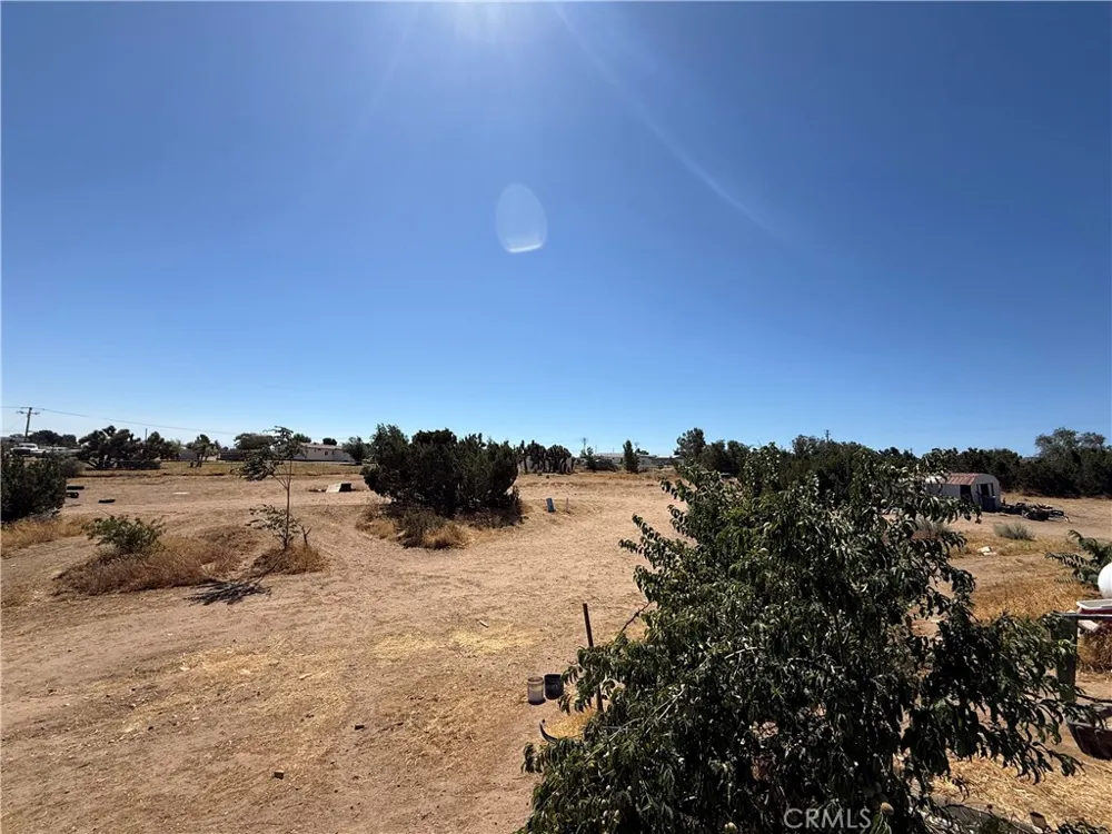 6439 Lime Phelan, CA 92371
