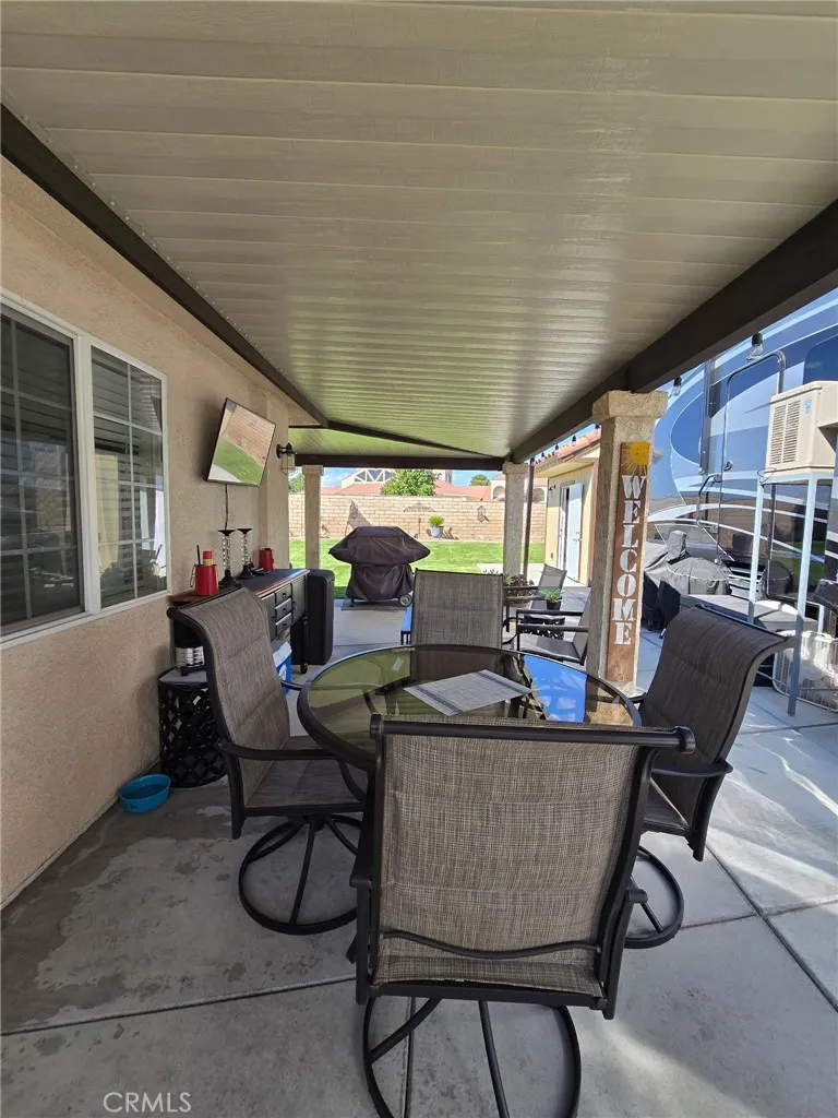11570 Wedgewood Apple Valley, CA 92308