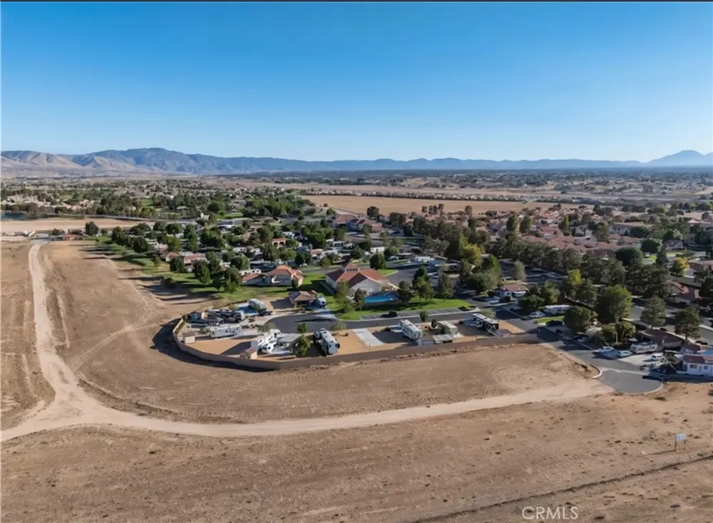 11570 Wedgewood Apple Valley, CA 92308