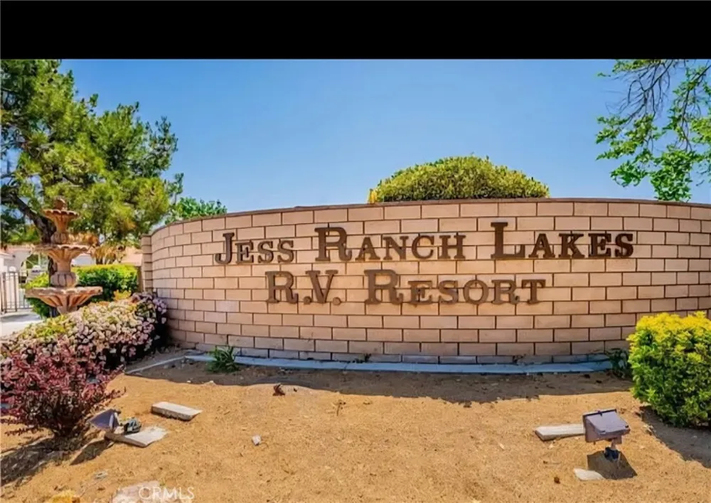 11570 Wedgewood Apple Valley, CA 92308