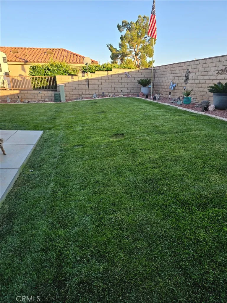 11570 Wedgewood Apple Valley, CA 92308