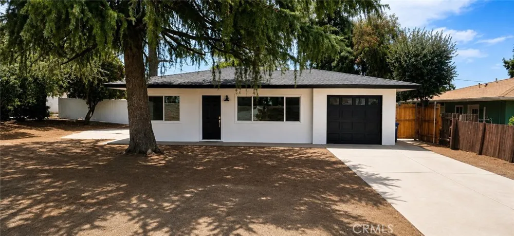 12942 3rd Yucaipa, CA 92399