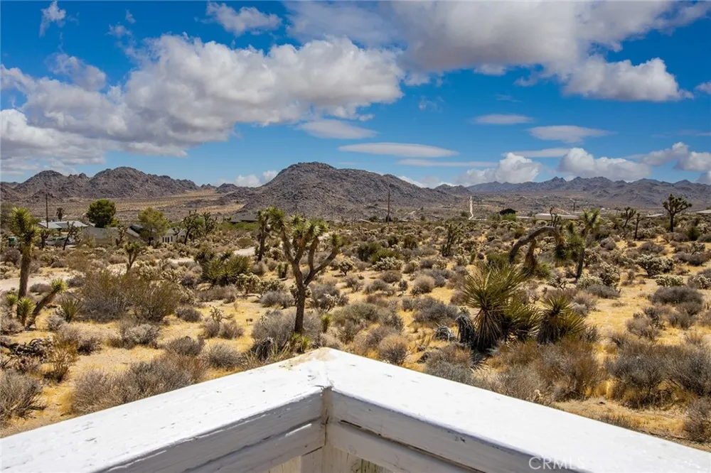 8421 Sunset Road Joshua Tree, CA 92252