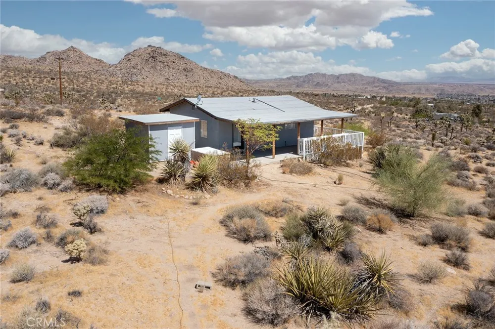 8421 Sunset Road Joshua Tree, CA 92252