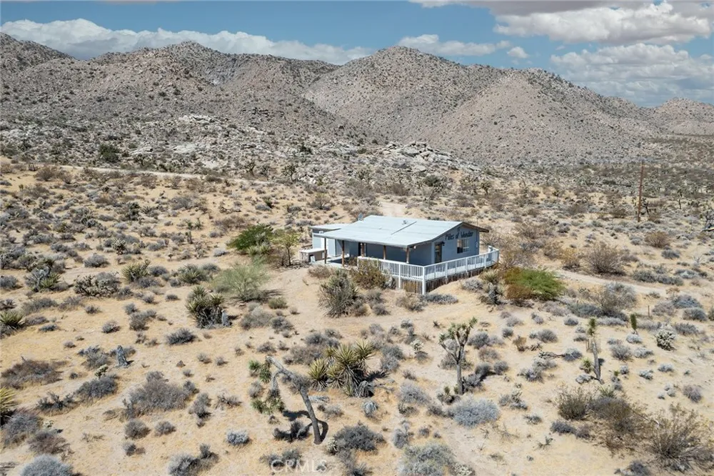 8421 Sunset Road Joshua Tree, CA 92252