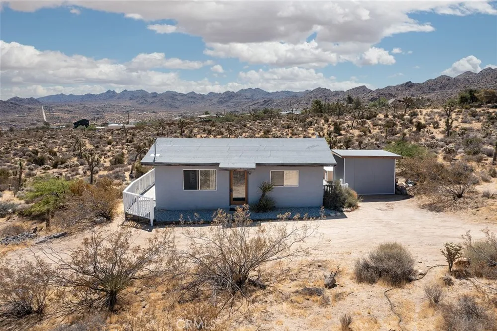 8421 Sunset Road Joshua Tree, CA 92252