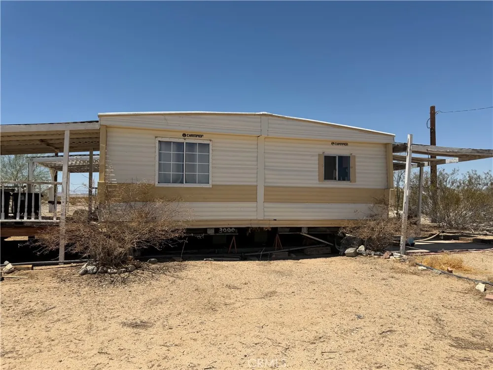 2811 Pebble Road 29 Palms, CA 92277