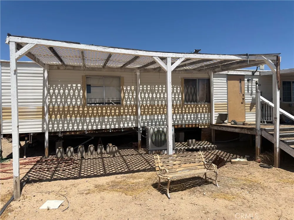 2811 Pebble Road 29 Palms, CA 92277