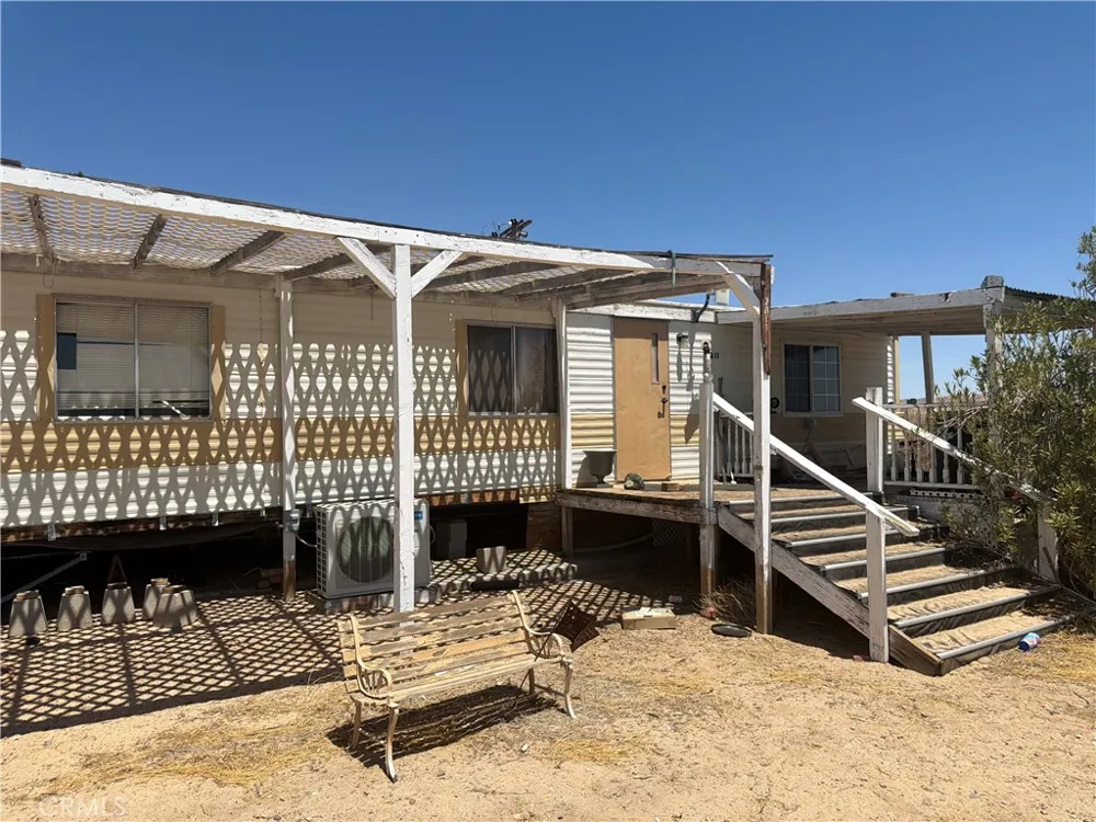 2811 Pebble Road 29 Palms, CA 92277