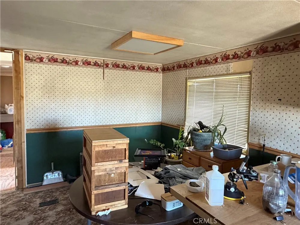 2811 Pebble Road 29 Palms, CA 92277
