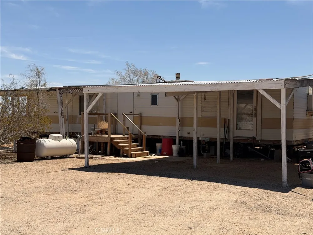 2811 Pebble Road 29 Palms, CA 92277