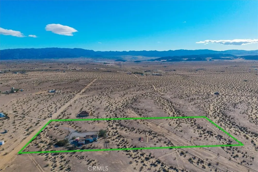 1560 Jackrabbit Trail 29 Palms, CA 92277