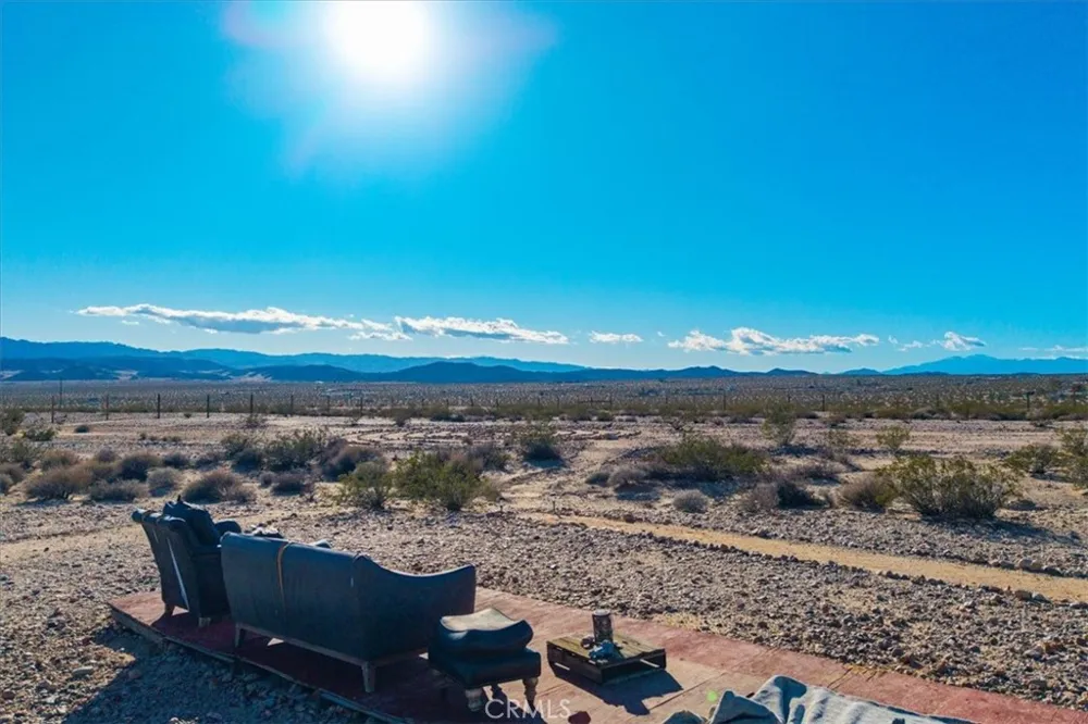 1560 Jackrabbit Trail 29 Palms, CA 92277