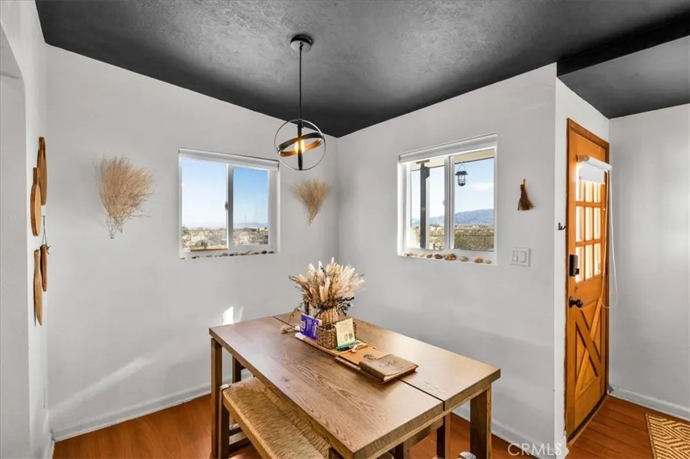 1560 Jackrabbit Trail 29 Palms, CA 92277