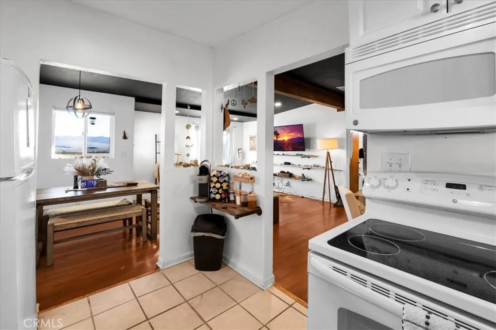 1560 Jackrabbit Trail 29 Palms, CA 92277