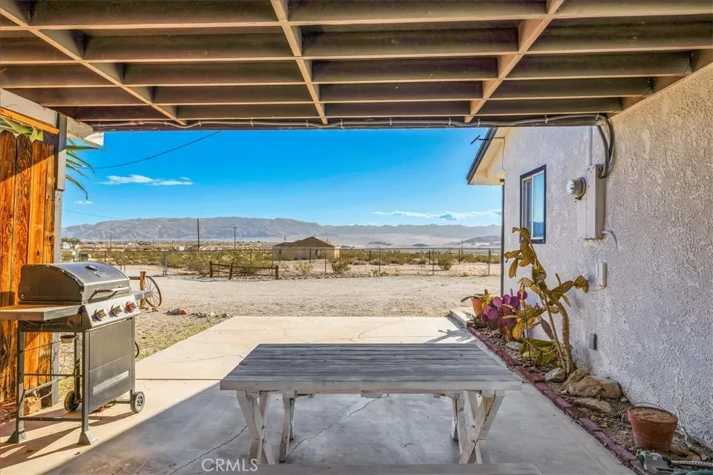 1560 Jackrabbit Trail 29 Palms, CA 92277