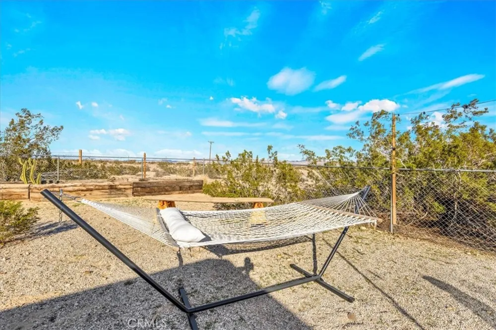 1560 Jackrabbit Trail 29 Palms, CA 92277