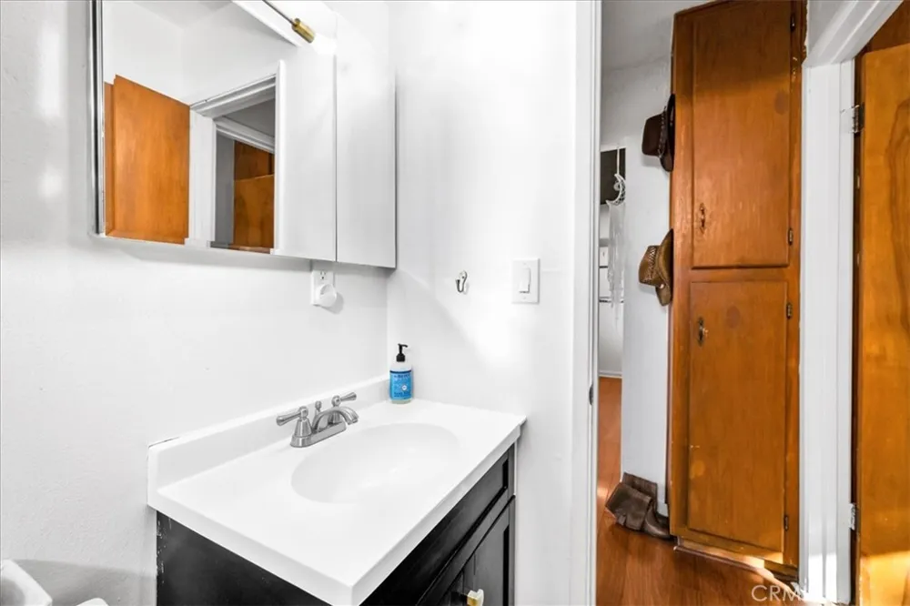 1560 Jackrabbit Trail 29 Palms, CA 92277