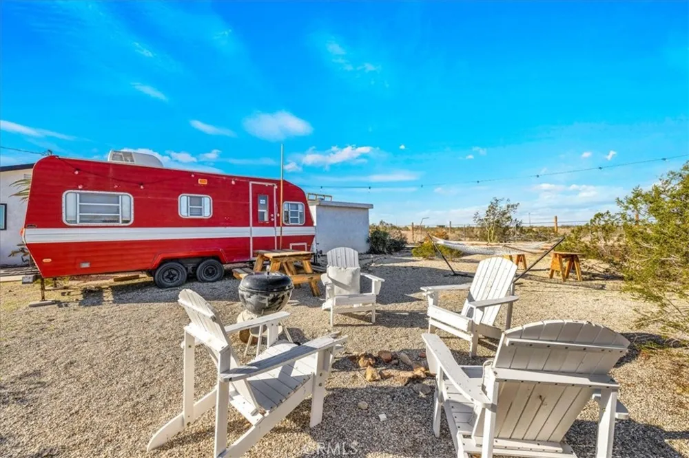 1560 Jackrabbit Trail 29 Palms, CA 92277