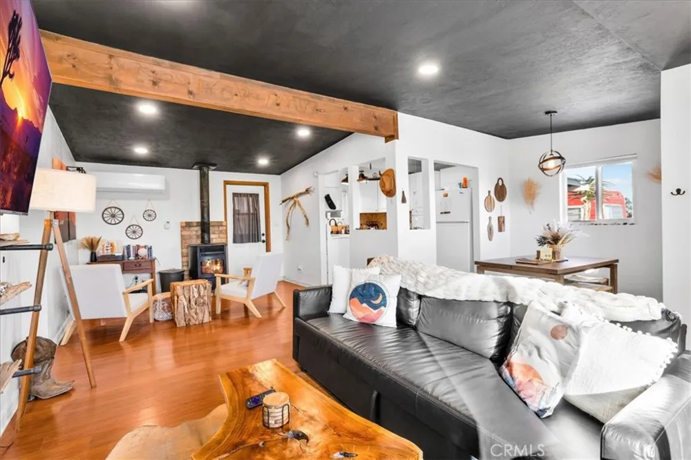 1560 Jackrabbit Trail 29 Palms, CA 92277
