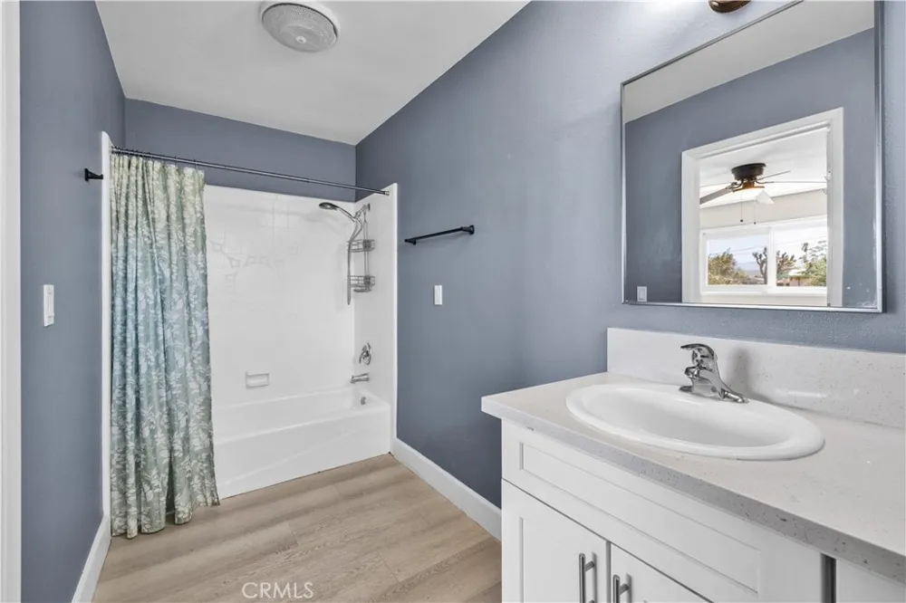 7563 Valley Vista Avenue Yucca Valley, CA 92284