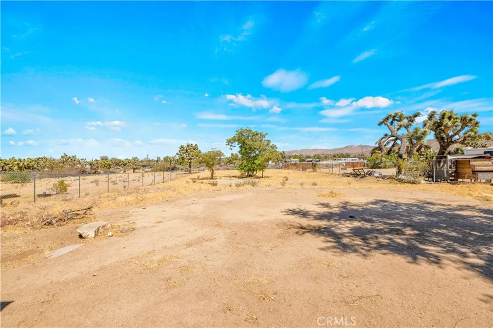 7563 Valley Vista Avenue Yucca Valley, CA 92284