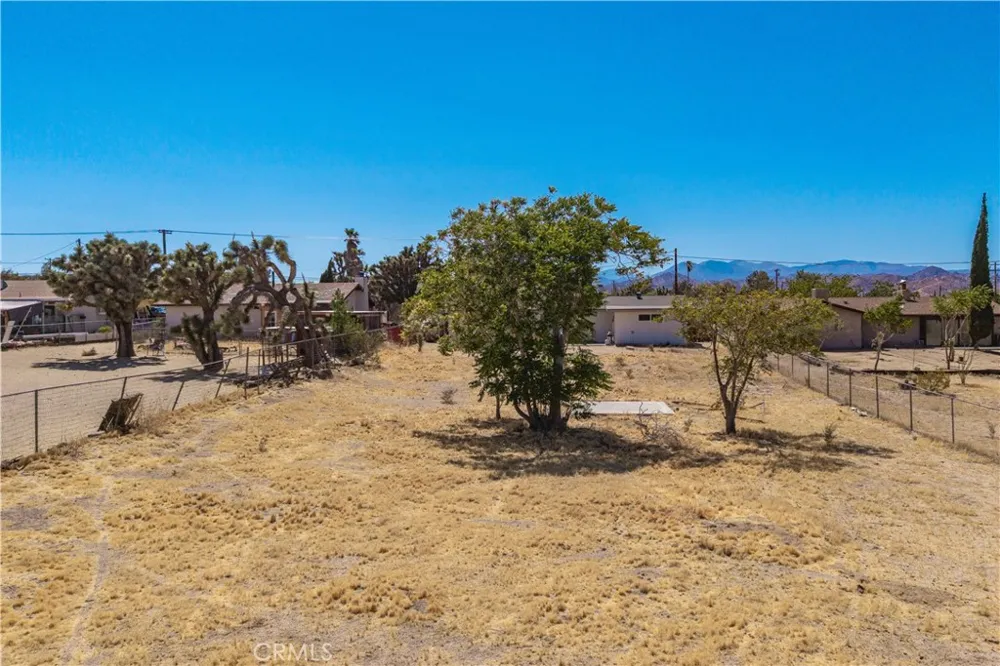 7563 Valley Vista Avenue Yucca Valley, CA 92284