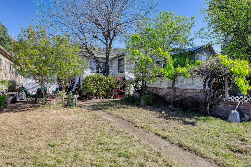 10465 E Highway 20 Clearlake Oaks, CA 95423