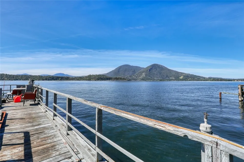 10465 E Highway 20 Clearlake Oaks, CA 95423