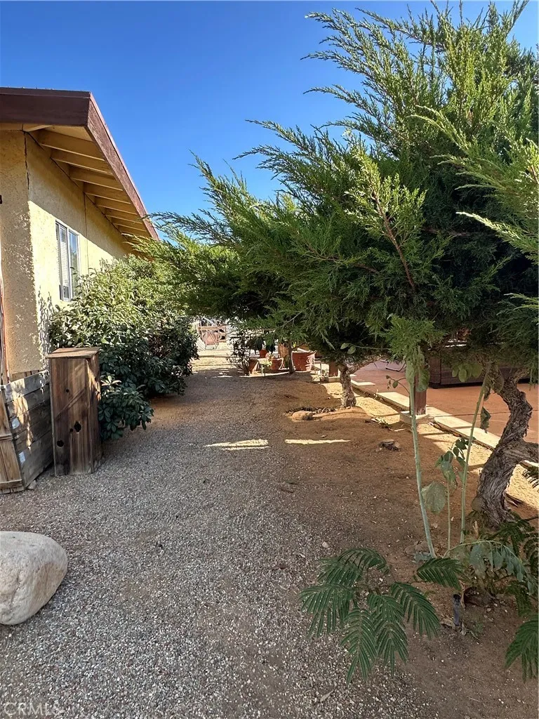 7475 Warren Vista Yucca Valley, CA 92284