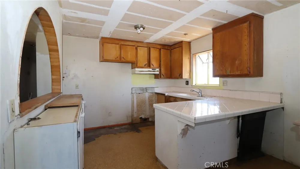 3971 Villa Avenue Clearlake, CA 95422