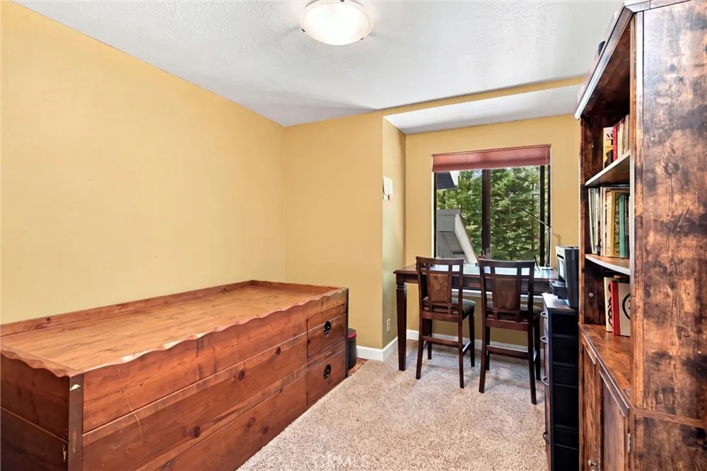 9081 Bleuss Court Cobb, CA 95426