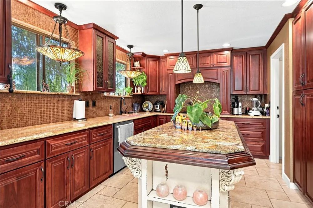9081 Bleuss Court Cobb, CA 95426