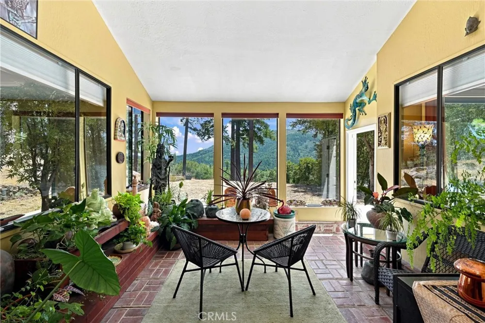 9081 Bleuss Court Cobb, CA 95426