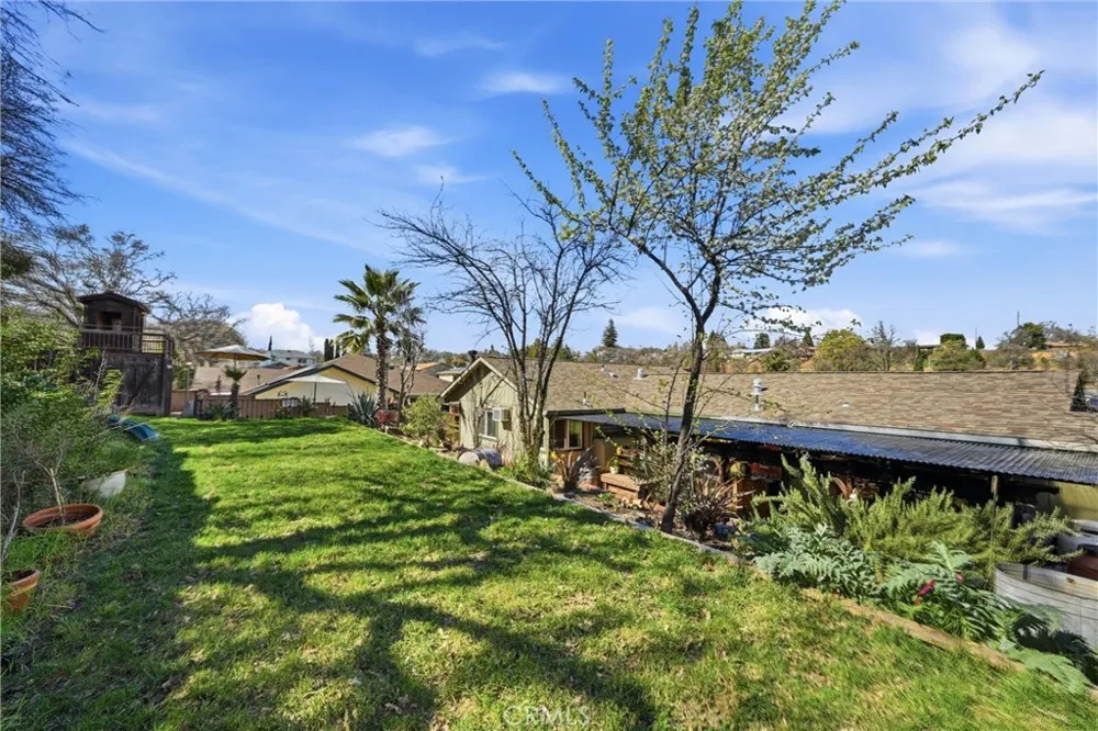 799 19th Street Lakeport, CA 95453