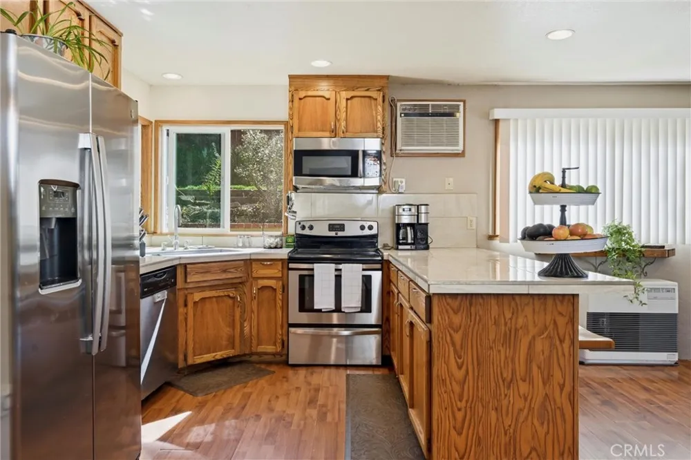 799 19th Street Lakeport, CA 95453