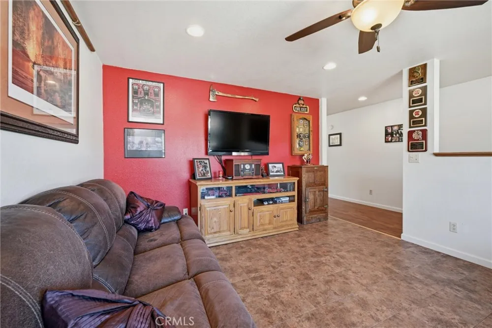 799 19th Street Lakeport, CA 95453