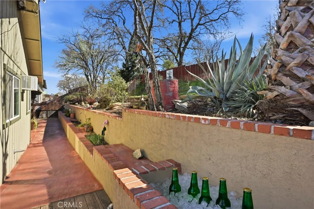 799 19th Street Lakeport, CA 95453