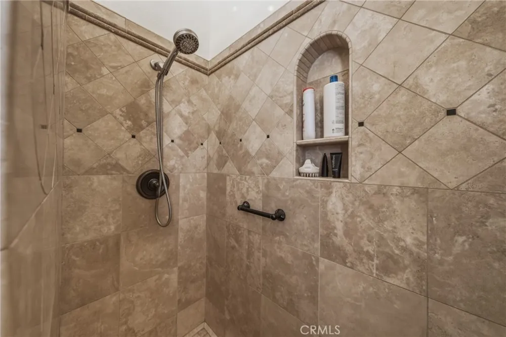 2875 Hill Road Lakeport, CA 95453
